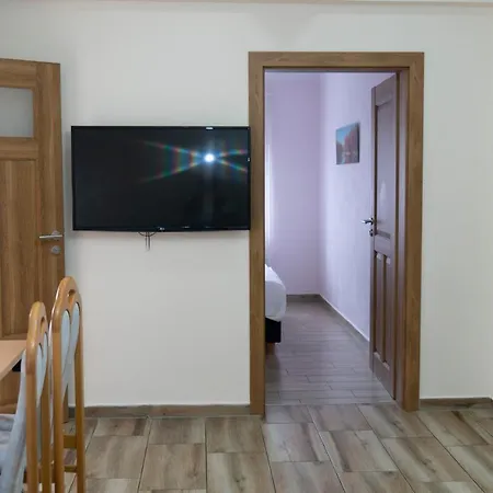 Diana Apartment *